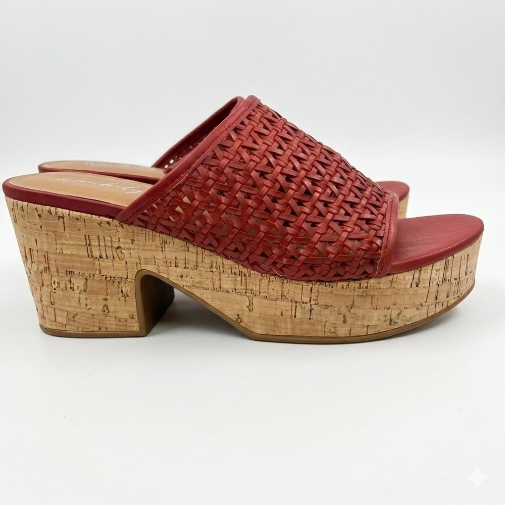 NWOT Wonderly Halo Red Woven Mules Sandals Office Chunky Boho Block Heel Shoes